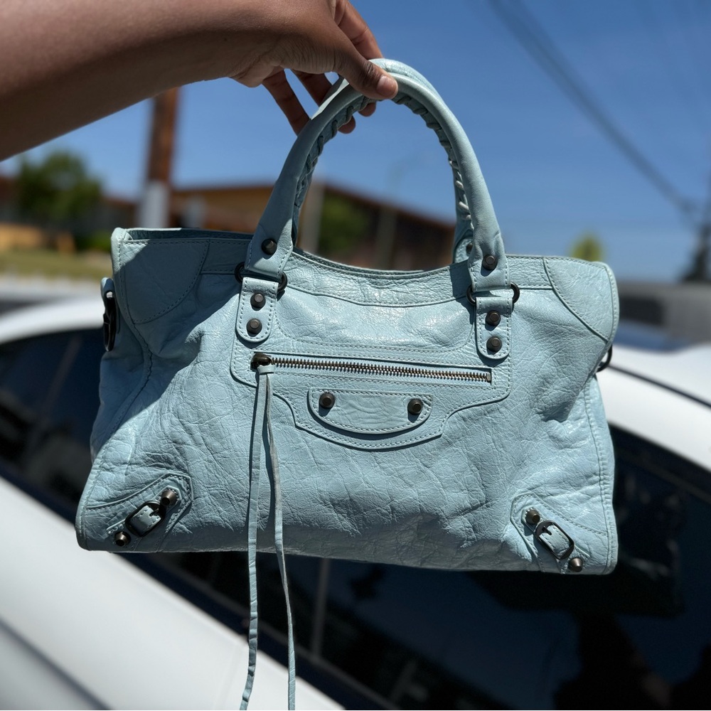 Elegant Light Blue Handbag - Picture 9 of 11